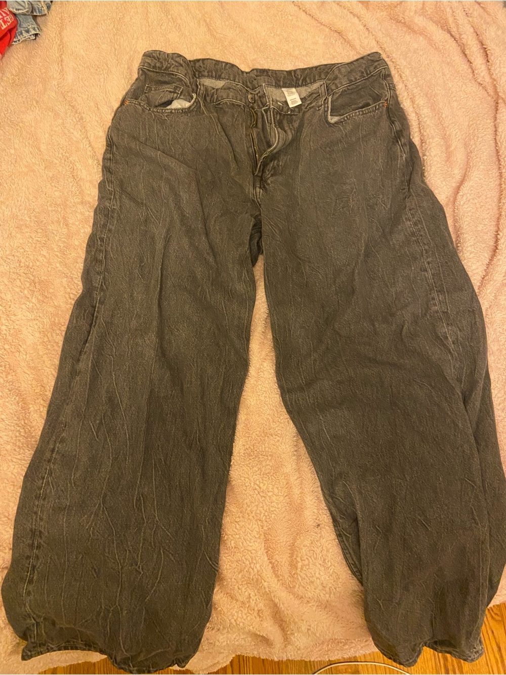 Women’s Relaxed-Fit Black Jeans